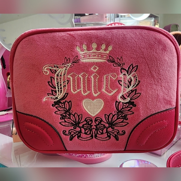 Pink Flash Heritage Crossbody 🩷💕 JC💕🩷 - Picture 3 of 6